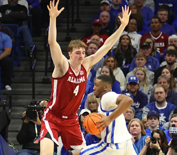 Alabama takes on Kentucky in last week's college basketball preview game of the week.